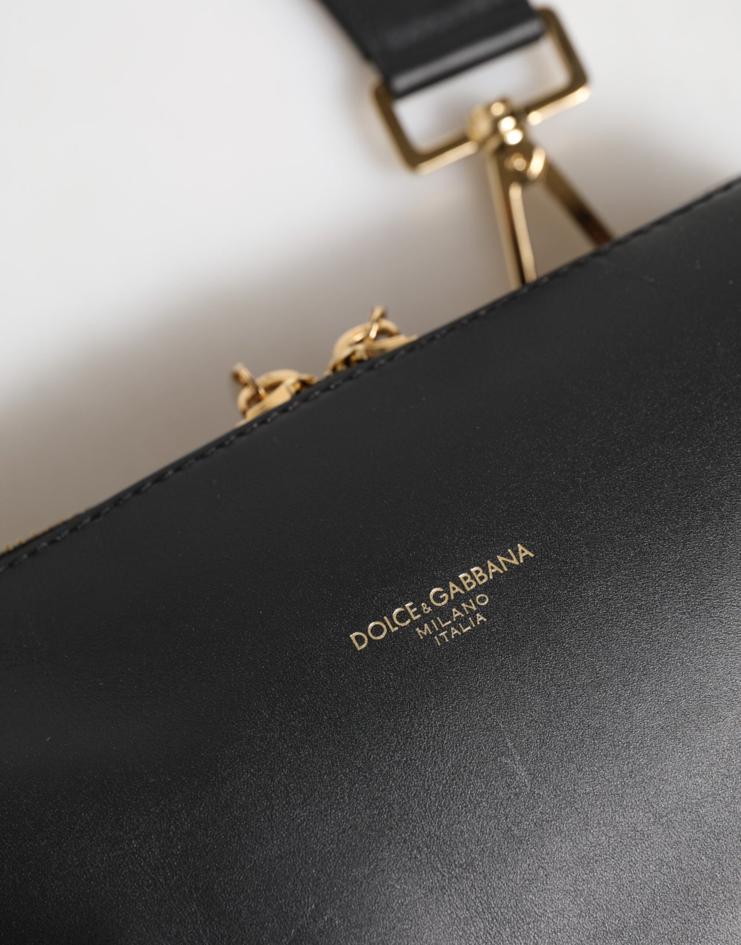 Dolce & Gabbana Schwarze mediterrane Lederschulter-Umhängetasche