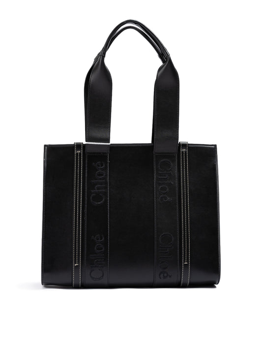 Chloé Schwarze Ledertasche mit gesticktem Woody-Logo (Medium Tote Bag)