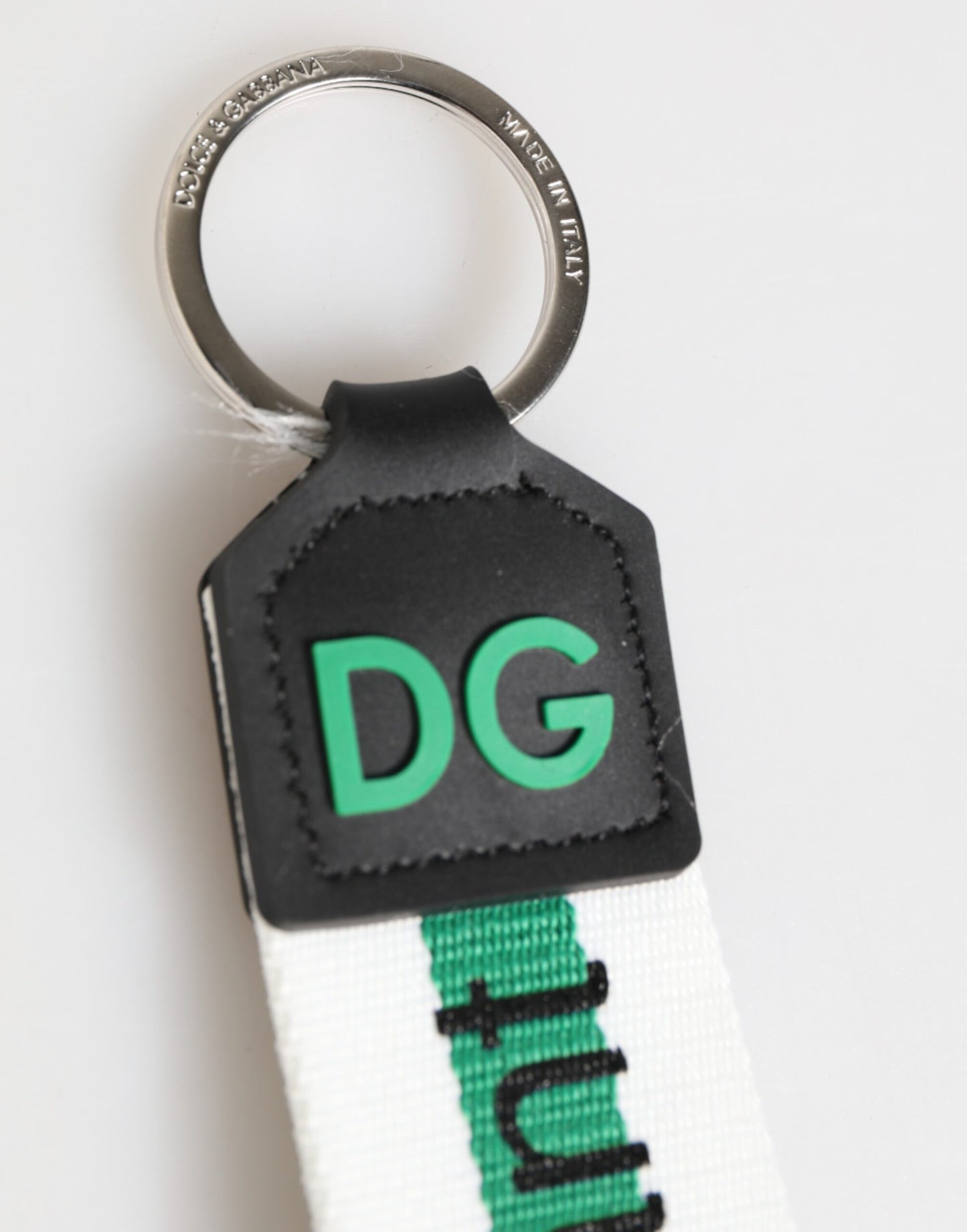 Dolce & Gabbana Grünes Logo Polyester Silber Messing Halter Schlüsselanhänger Schlüsselring