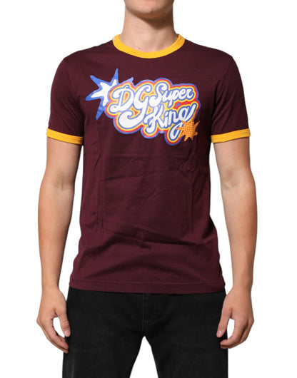 Dolce & Gabbana Burgunderfarbenes DG Super King Logo T-Shirt aus Baumwolle