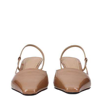 3Juin Braune Leder Pumps mit mittlerem Absatz