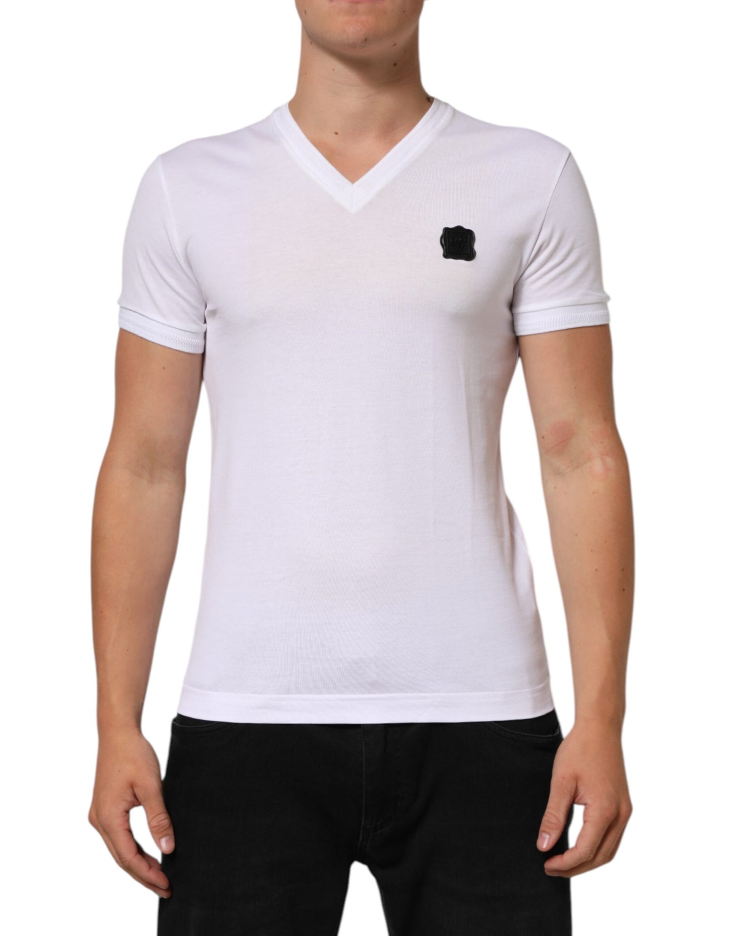 Dolce & Gabbana Weißes Baumwoll-Logo-Patch-T-Shirt mit V-Ausschnitt