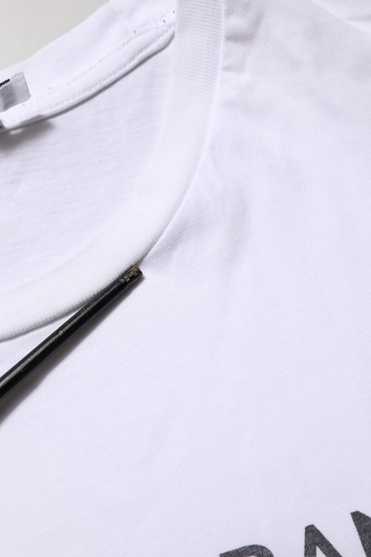 Dolce & Gabbana Weißes T-Shirt mit Rundhalsausschnitt und Logodruck aus Baumwolle