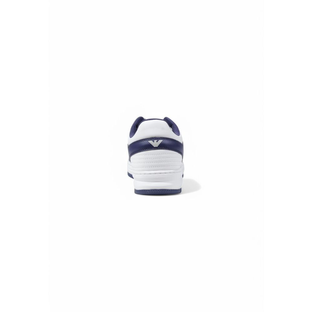 EA7 Emporio Armani Sneaker aus hellblauem Polyester