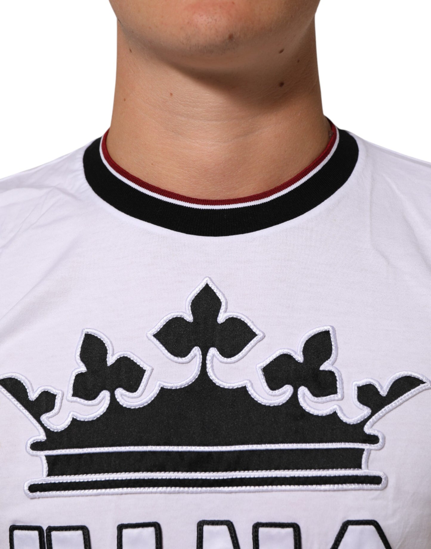 Dolce & Gabbana Weißes Baumwoll-T-Shirt mit Kronenkönig-Stickerei